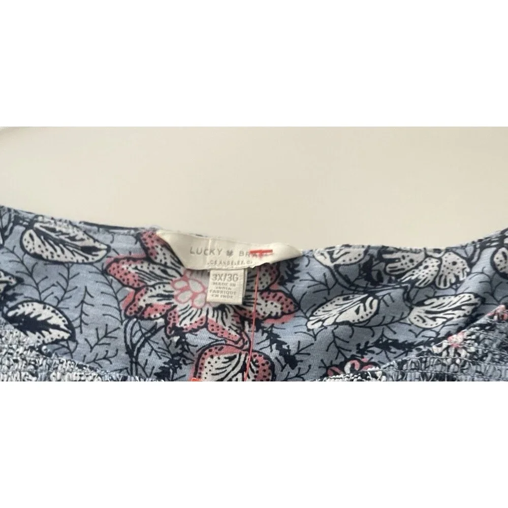 Lucky Brand Women 3X Blue Pink Floral Boho Peasant Blouse Smocked Yoke Plus Size - Picture 3 of 13